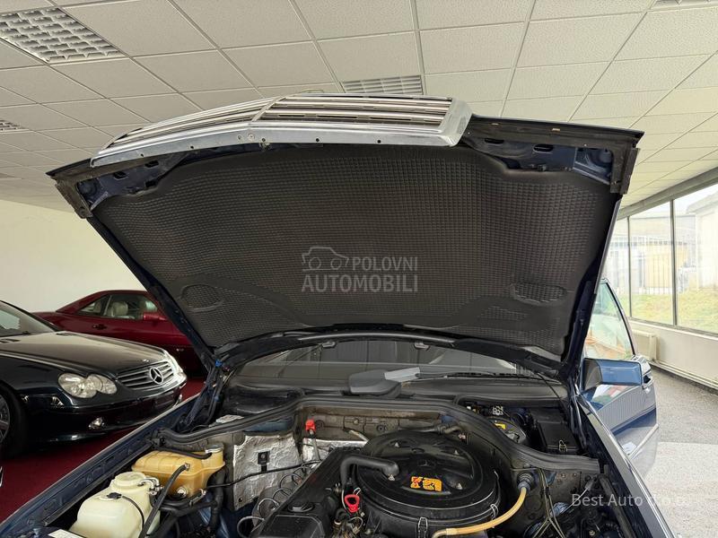 Mercedes Benz W124 260E