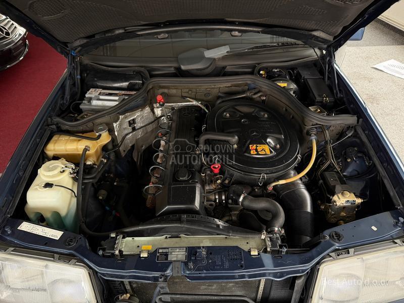 Mercedes Benz W124 260E