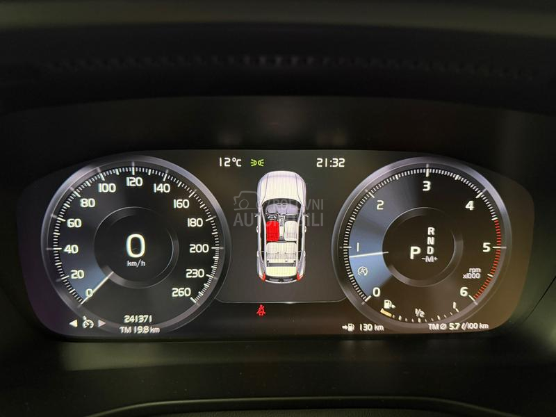 Volvo XC40 2.0 D3 Business plus