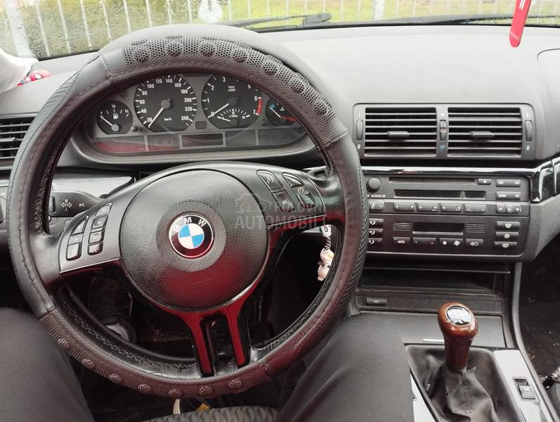 BMW 318 e46