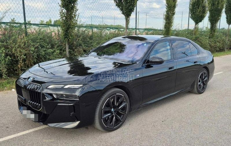 BMW 740 xd M - menjam