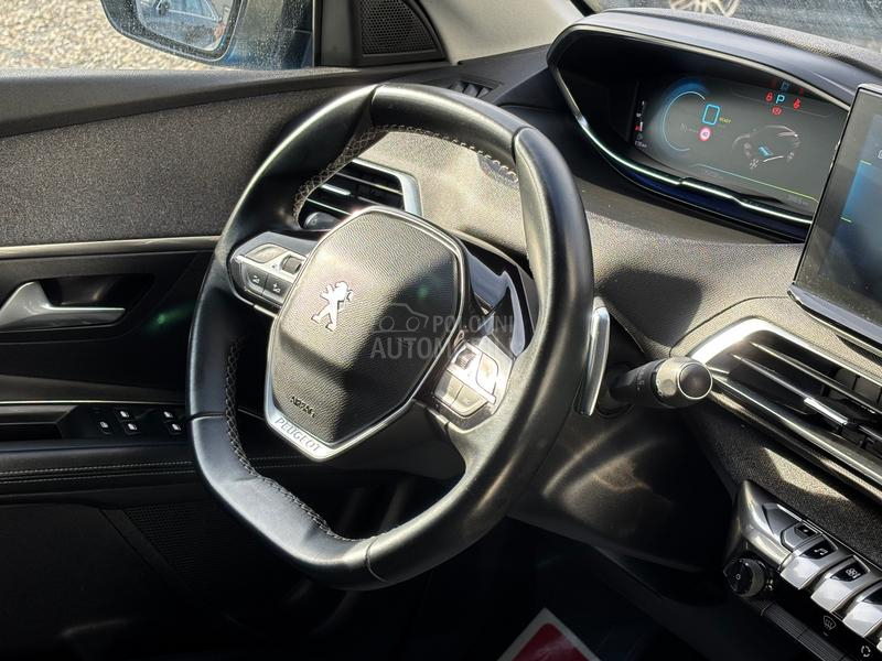 Peugeot 3008 1.6 ALLURE HYBRID