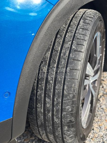 Peugeot 3008 1.6 ALLURE HYBRID