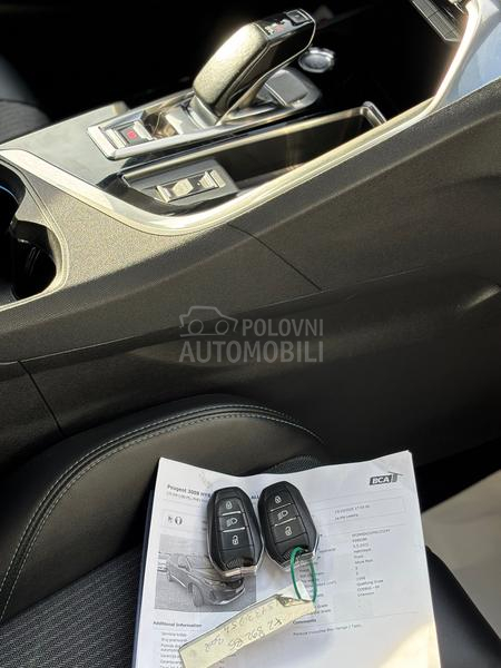 Peugeot 3008 1.6 ALLURE HYBRID