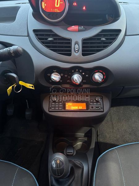 Renault Twingo 1,2 i
