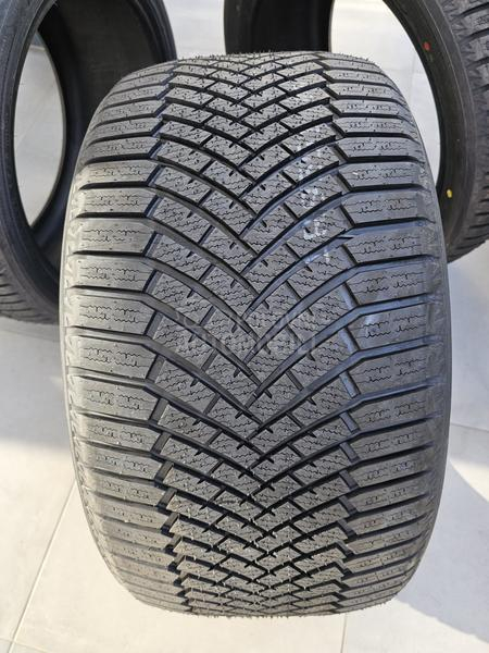 Yokohama 305/35 R21 Zimska