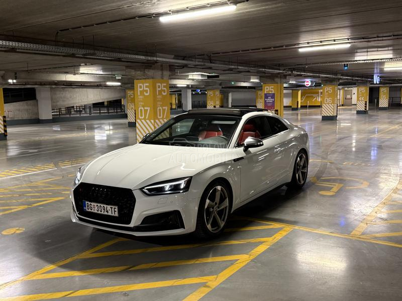 Audi S5 