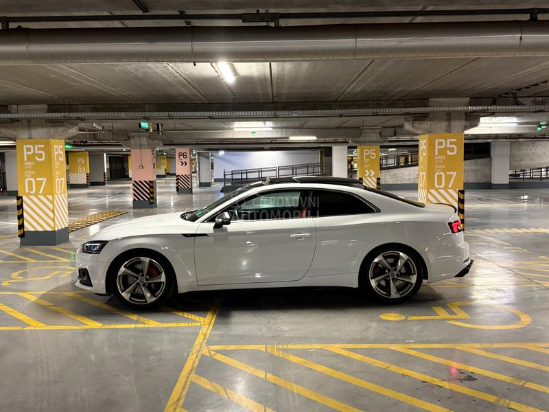 Audi S5 