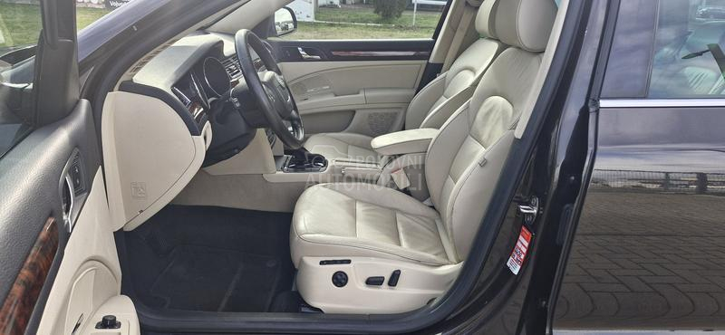 Škoda Superb 2,0 tdi 4x4 dsg NOV