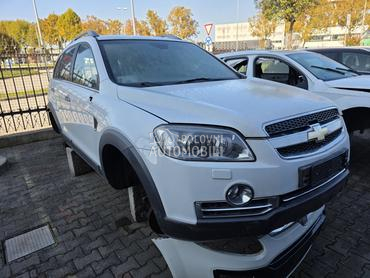 Chevrolet Captiva 2.0 2010. god. -  kompletan auto u delovima