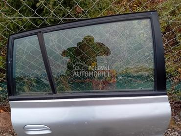 Zadnje desno staklo za Kia Rio