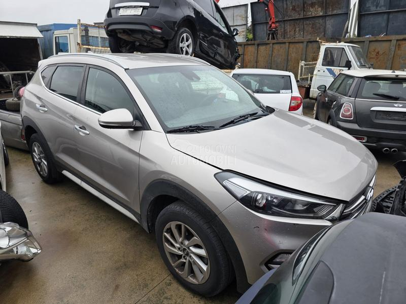 Hyundai Tucson 2017. god. -  kompletan auto u delovima