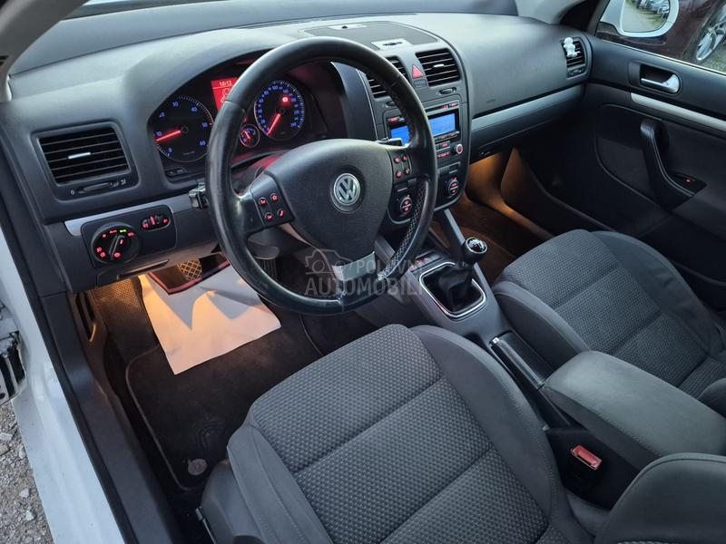 Volkswagen Golf 5 2.0tdi