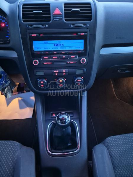 Volkswagen Golf 5 2.0tdi