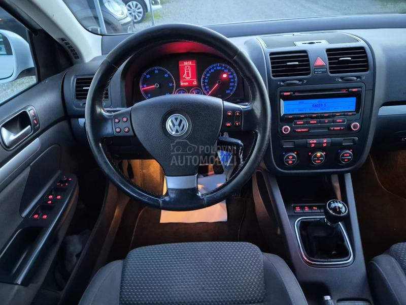 Volkswagen Golf 5 2.0tdi