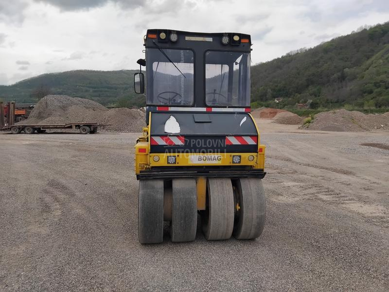 BOMAG 157