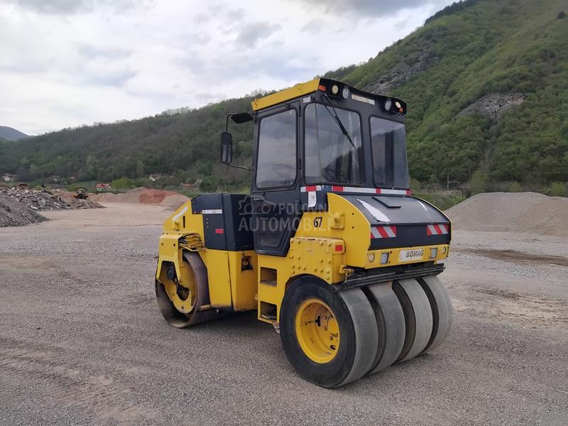 BOMAG 157