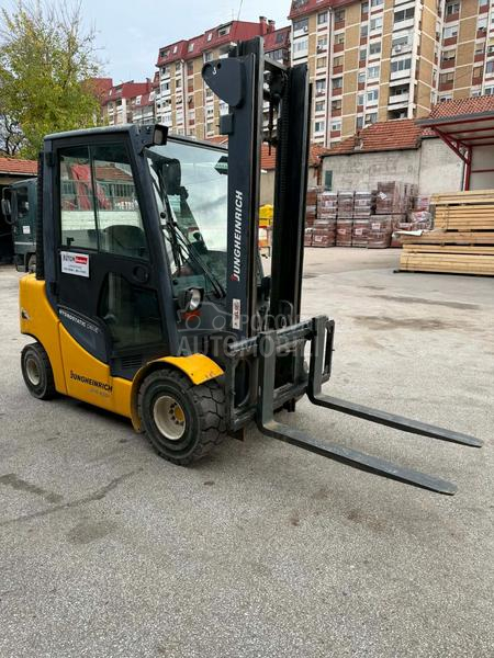 Jungheinrich DFG 430s