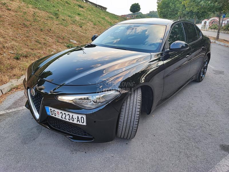 Alfa Romeo Giulia 