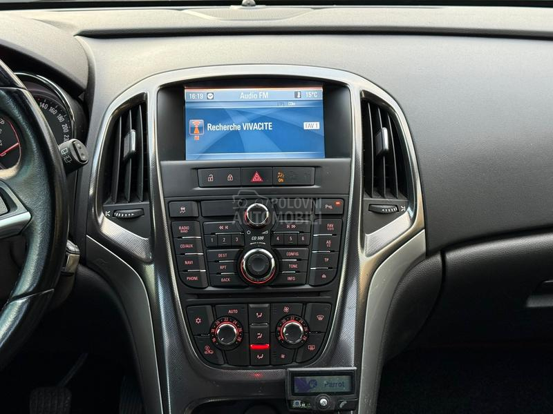 Opel Astra J 1.7 CDTI COSMO