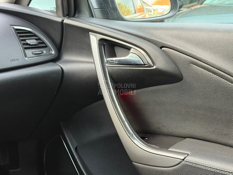 Opel Astra J 1.7 CDTI COSMO