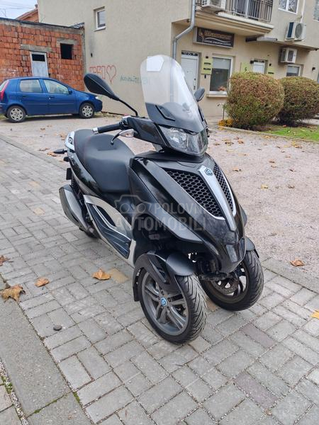 Piaggio MP3 Yourban 300 LT