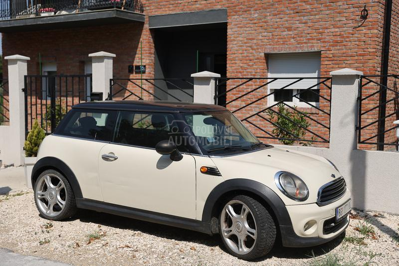 MINI One 1,6