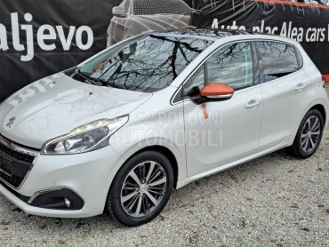 Peugeot 208 Roland Garros/Automa