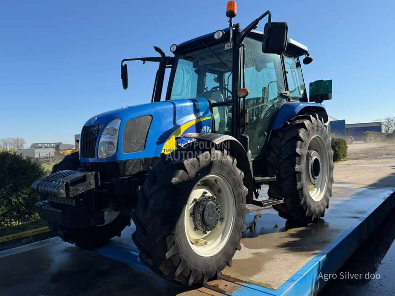 New Holland T5060