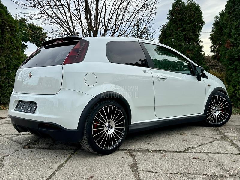 Fiat Grande Punto ABARTH