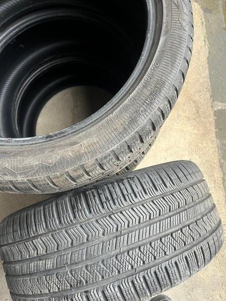 Vredestein 245/40 R18 Zimska