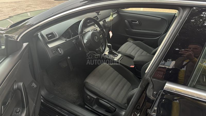 Volkswagen Passat CC 2.0 tdi