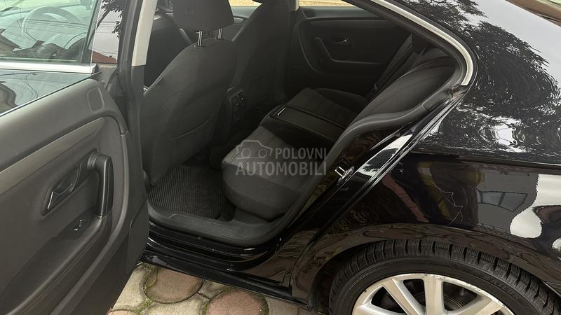 Volkswagen Passat CC 2.0 tdi