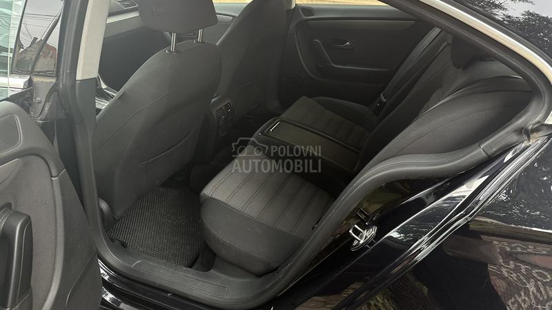 Volkswagen Passat CC 2.0 tdi