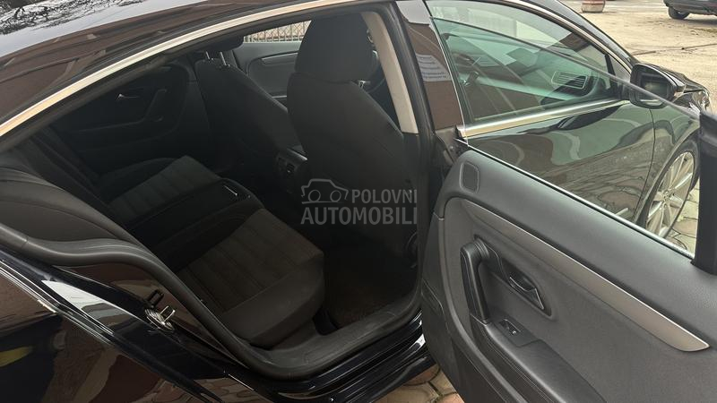 Volkswagen Passat CC 2.0 tdi