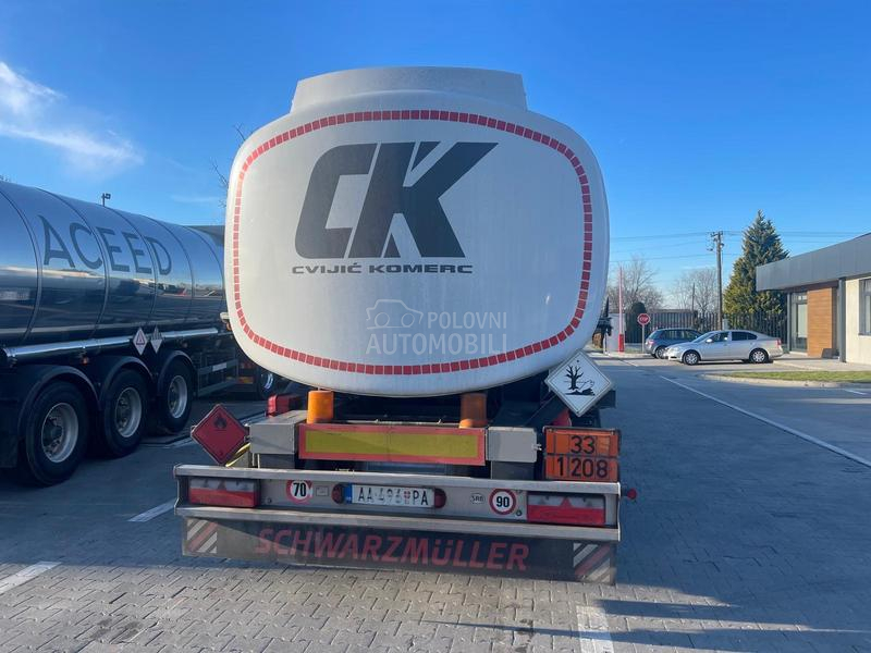 Schwarzmuller SATTELANMANGER