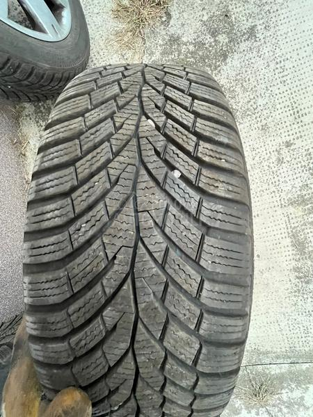 Continental 205/55 R16 Zimska