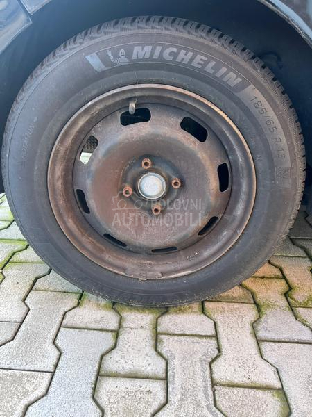 Čelične felne  15" 4 x 108