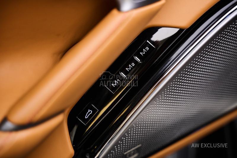 Ferrari Roma Blu Pozzi