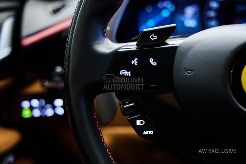 Ferrari Roma Blu Pozzi