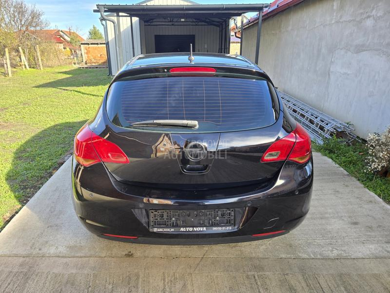 Opel Astra J 1.7 Diesel N O V A