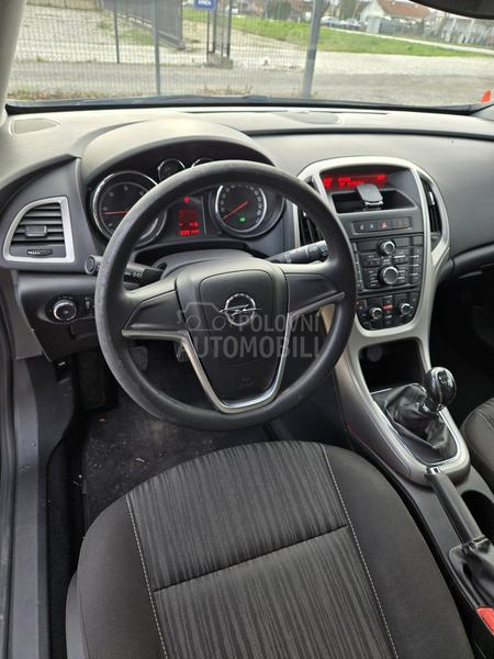 Opel Astra J 1.7 Diesel N O V A