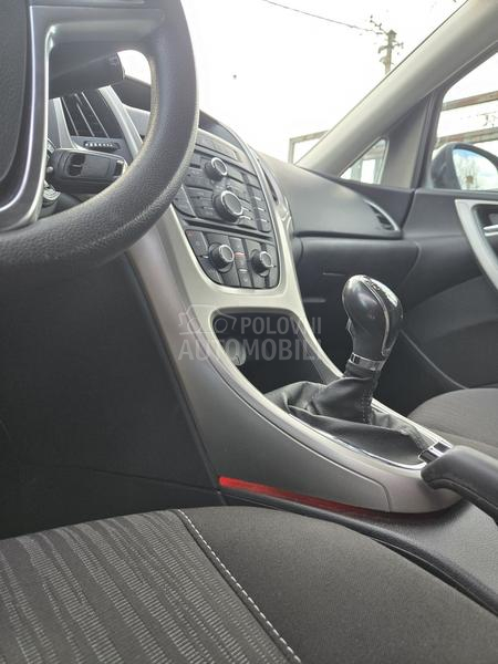 Opel Astra J 1.7 Diesel N O V A