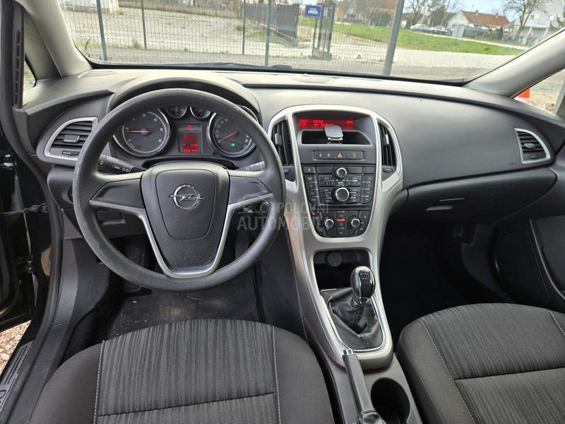Opel Astra J 1.7 Diesel N O V A
