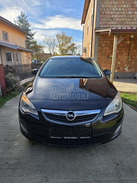 Opel Astra J 1.7 Diesel N O V A