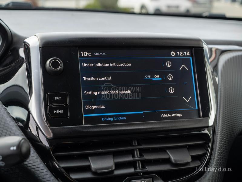 Peugeot 208 1.2PureTech Led