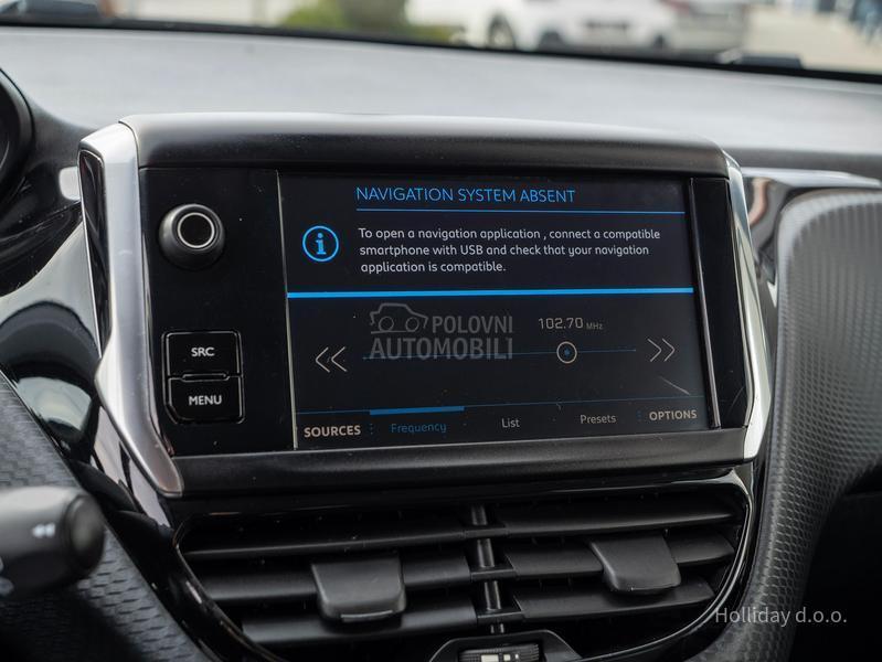 Peugeot 208 1.2PureTech Led