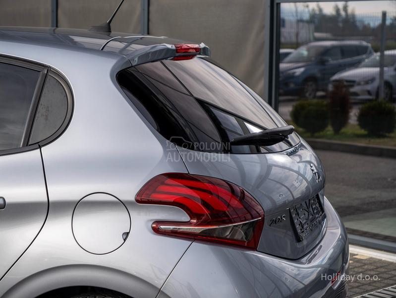 Peugeot 208 1.2PureTech Led