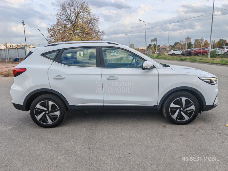 MG ZS EV elektro/177hp