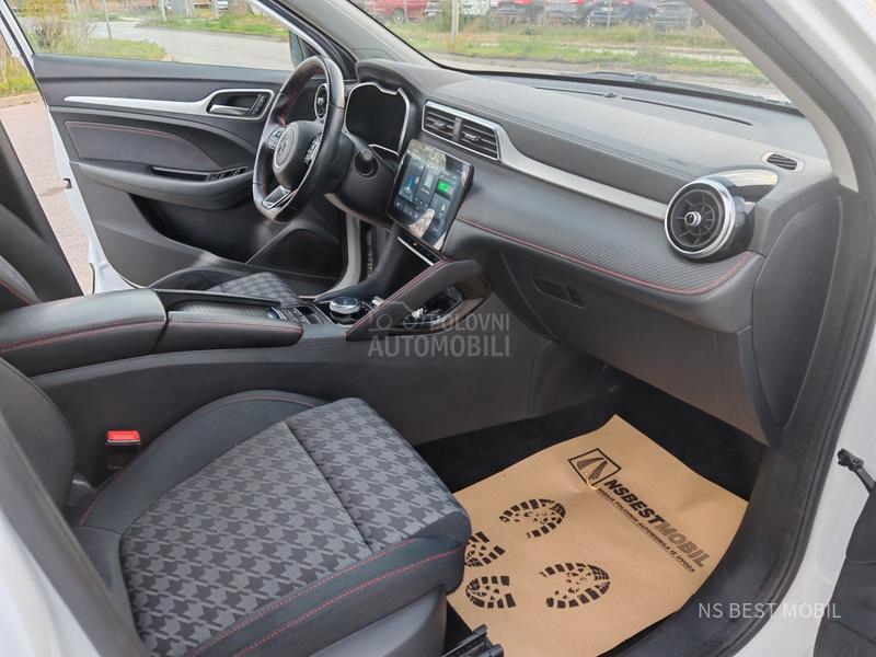 MG ZS EV elektro/177hp